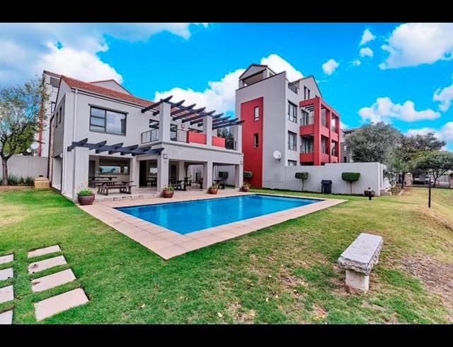 1 BEDROOM APARTMENT FOR SALE IN LONEHILL